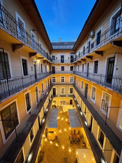 B333 Apartment - In The Heart Of The City Budapest Exterior foto